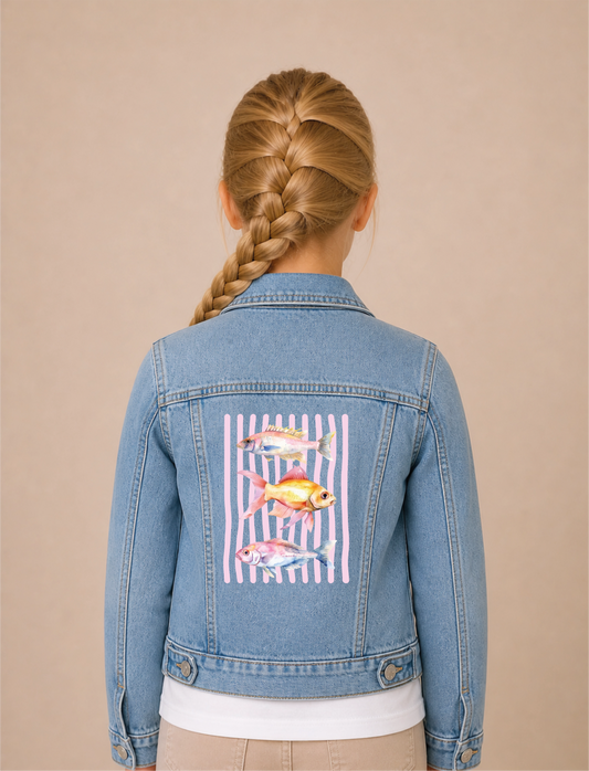 Aquarell Fische Rosa Bügelbild auf Mädchen-Jeansjacke – Rücken