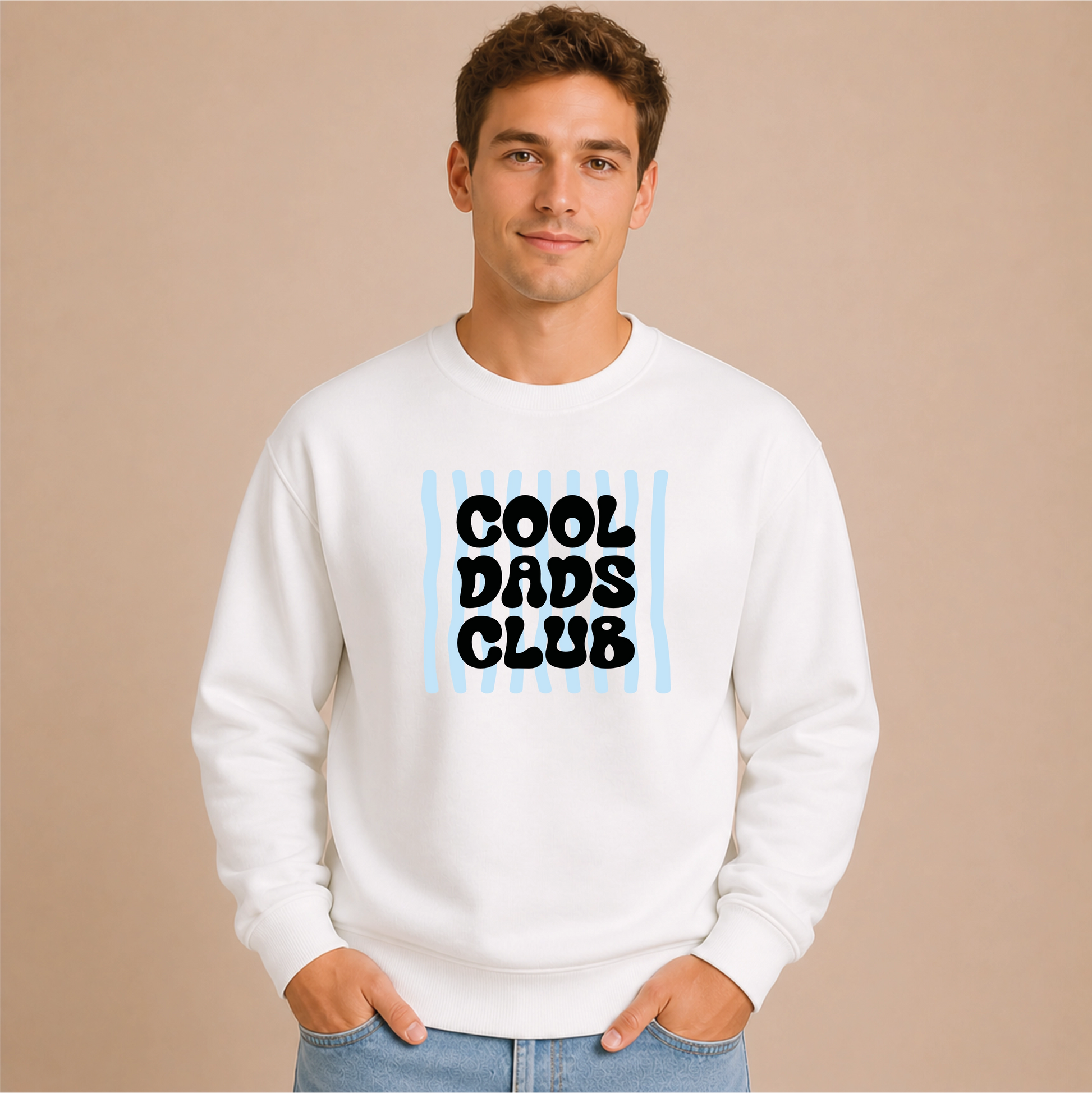 Cool Dads Club Bügelbild auf weißem Herren-Sweater – Frontansicht